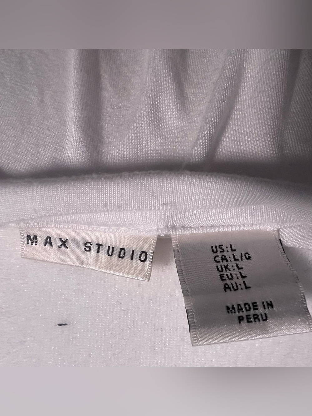 Max Studio Basic White V-Neck Women's Top - Picture 4 of 4